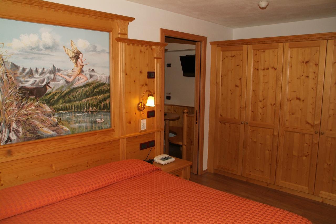 Hotel Erika Madonna Extérieur photo