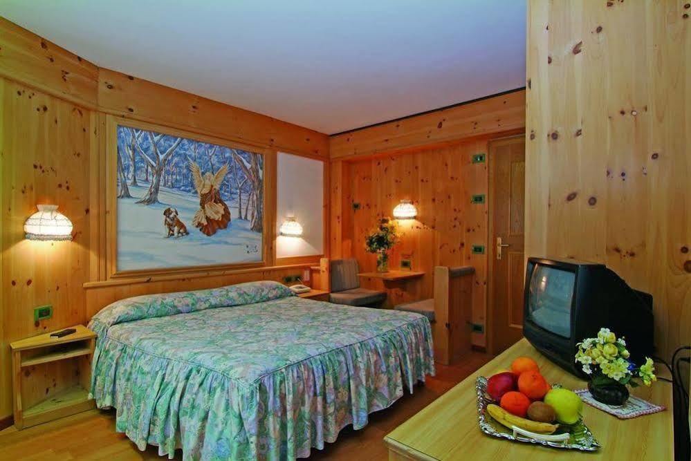 Hotel Erika Madonna Extérieur photo